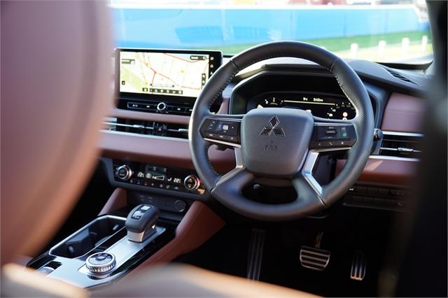 image-8, 2025 Mitsubishi Outlander 2.5 Exceed 4x4 facelift at Dunedin