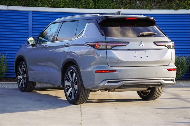 image-6, 2025 Mitsubishi Outlander 2.5 Exceed 4x4 facelift at Dunedin