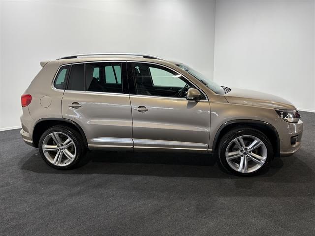 image-7, 2016 Volkswagen Tiguan R-Line TDi 103KW 7DSG 4WD at Invercargill