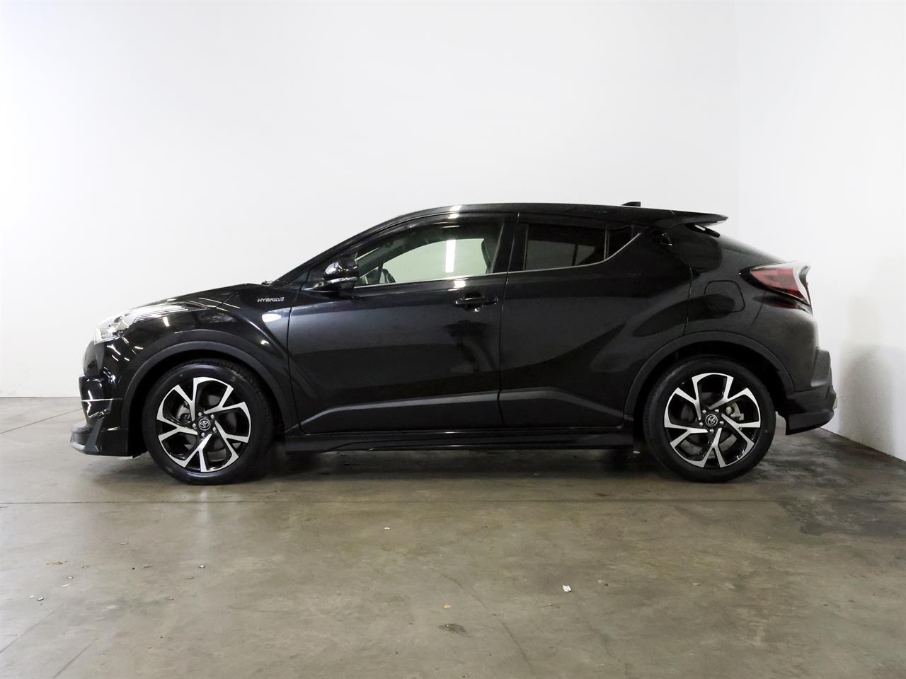 image-4, 2017 Toyota C-HR Hybrid G-Package at Christchurch