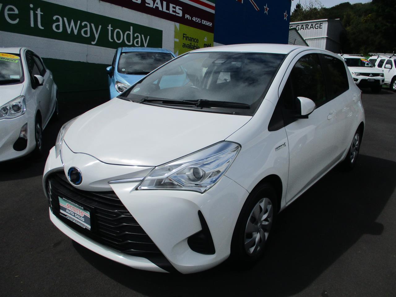 image-0, 2017 Toyota Vitz 1.5L HYBRID at Dunedin