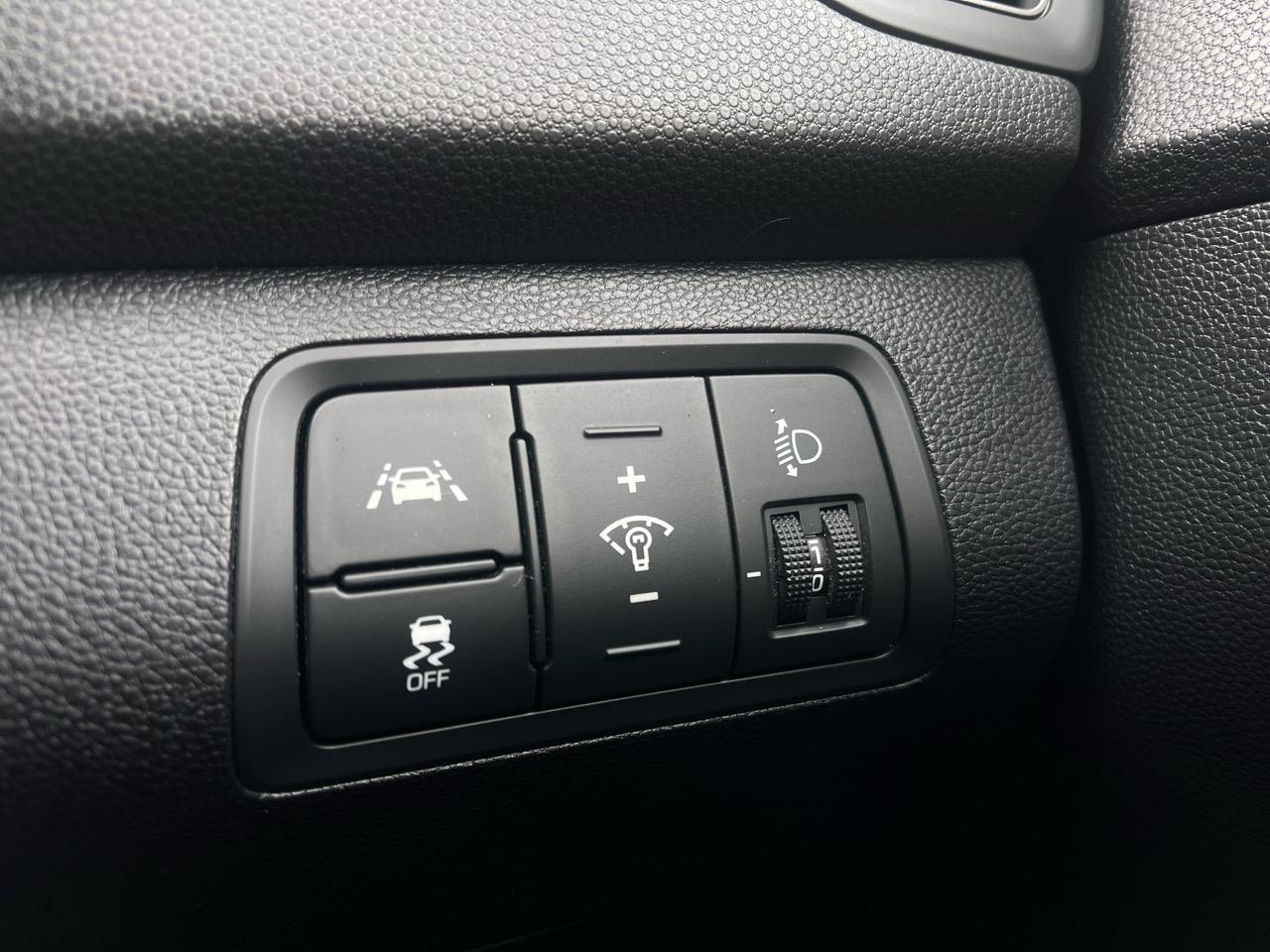 image-16, 2017 Hyundai I20 1.4P/4AT at Christchurch