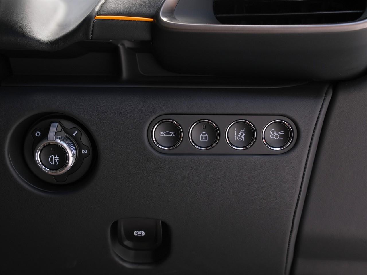 image-14, 2023 Mclaren Artura at Christchurch