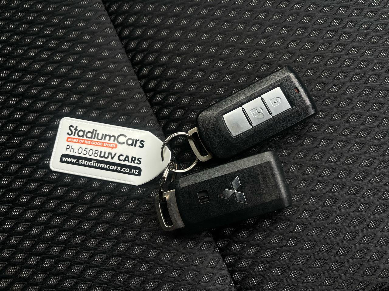 image-17, 2017 Mitsubishi Outlander 4WD 24G 7SEATER at Christchurch