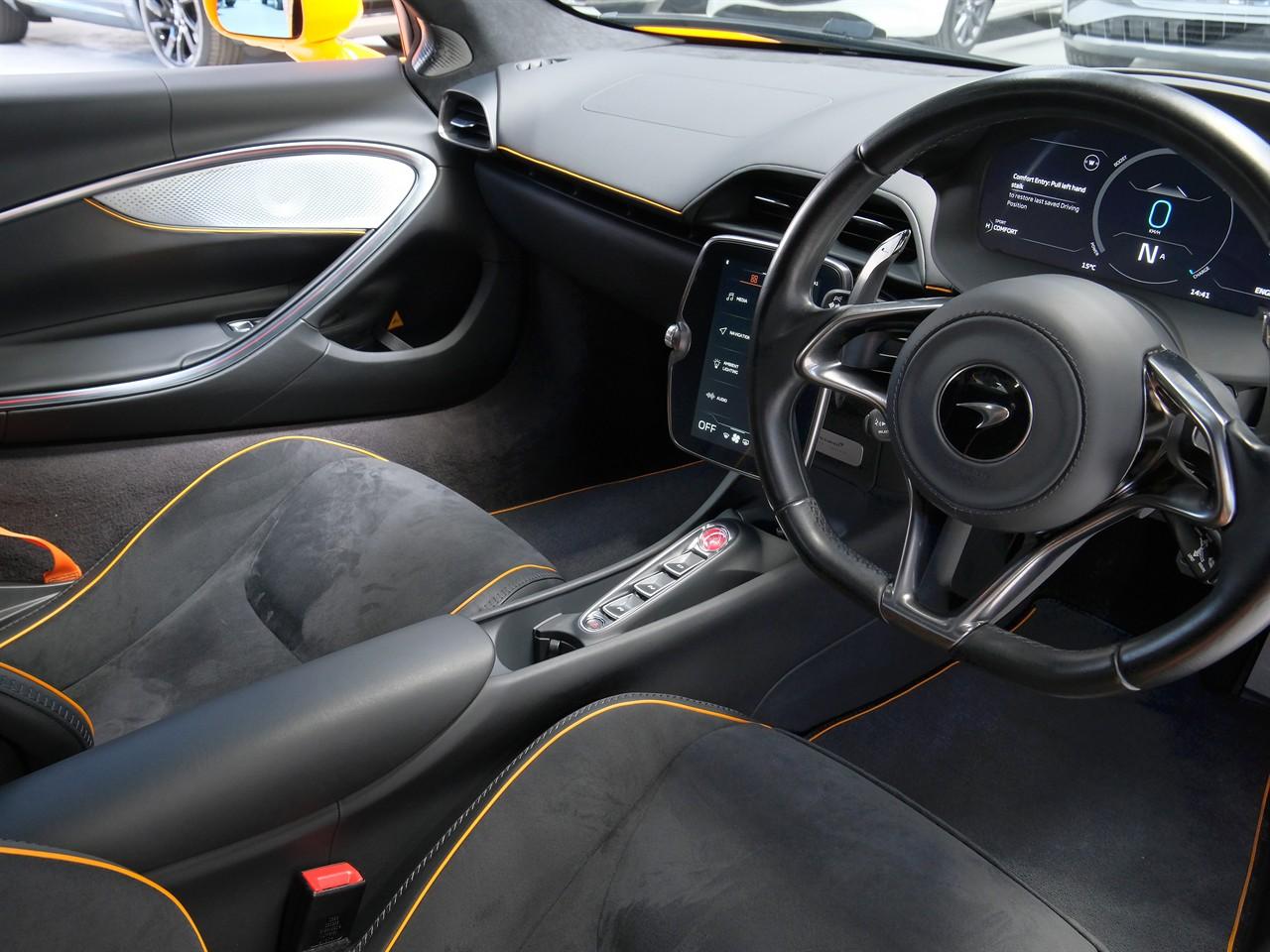 image-10, 2023 Mclaren Artura at Christchurch