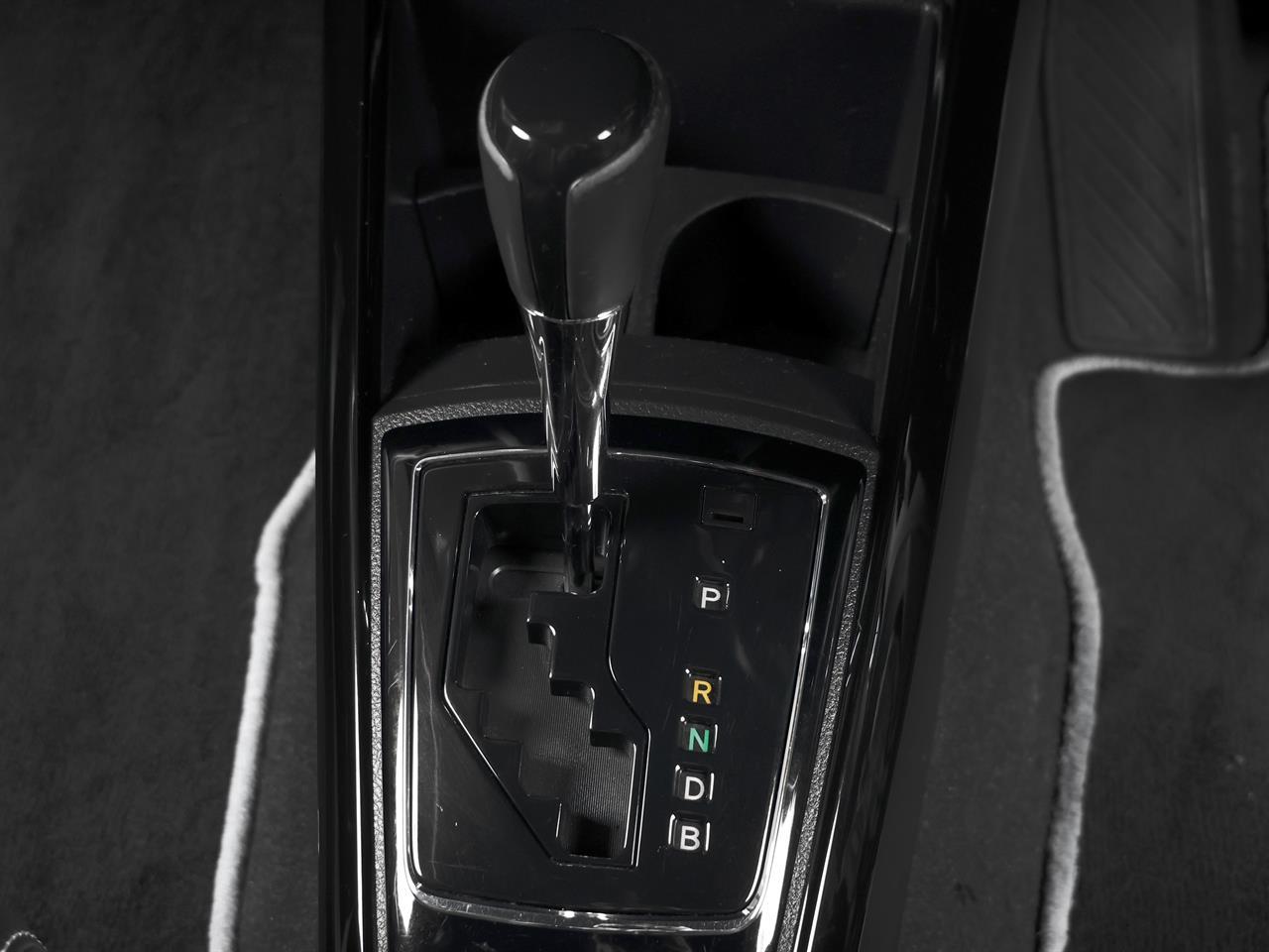 image-12, 2015 Toyota Corolla Fielder Hybrid G 'Aero Tourer' at Christchurch