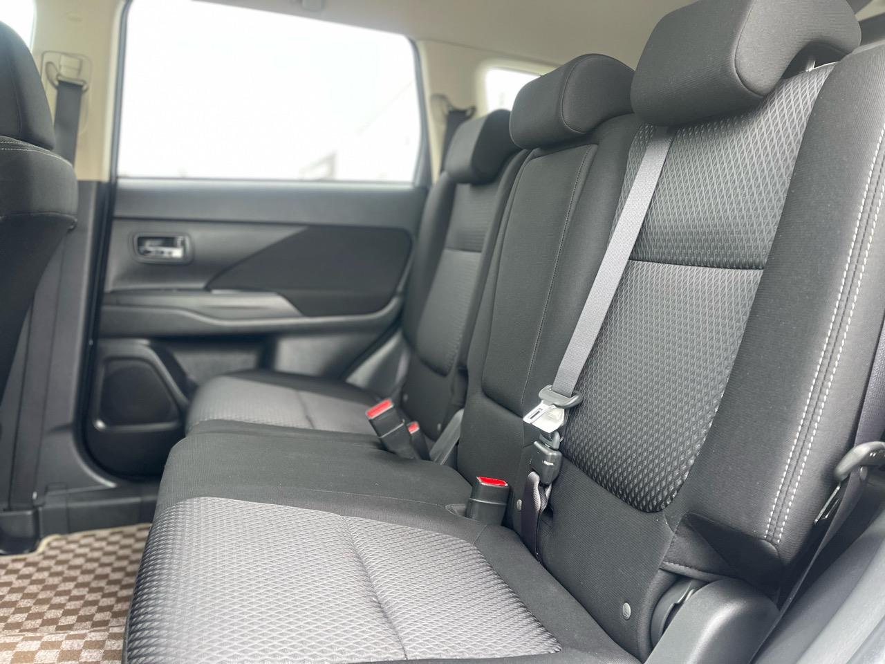 image-10, 2017 Mitsubishi Outlander 4WD 24G 7SEATER at Christchurch