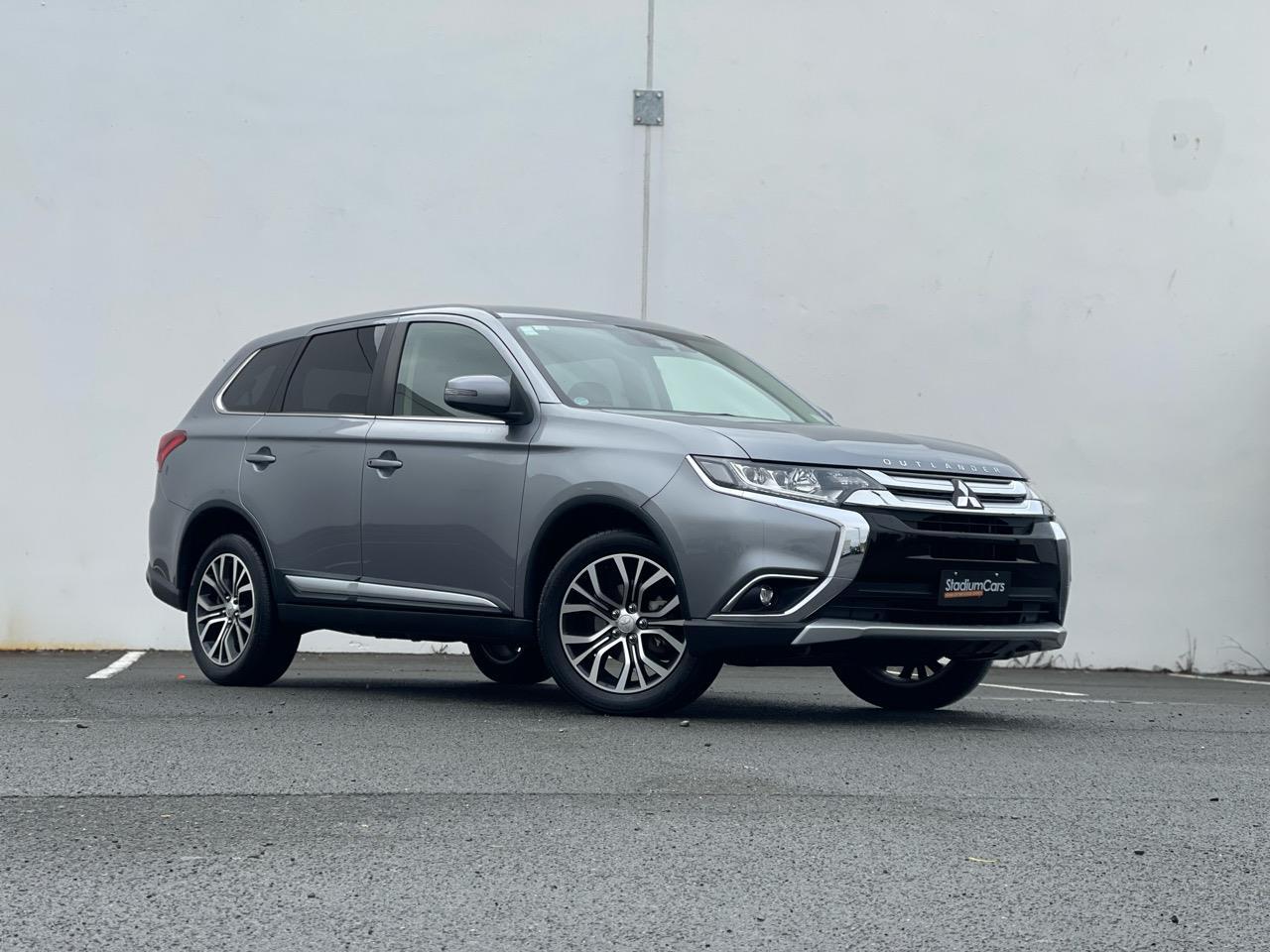image-0, 2017 Mitsubishi Outlander 4WD 24G 7SEATER at Christchurch