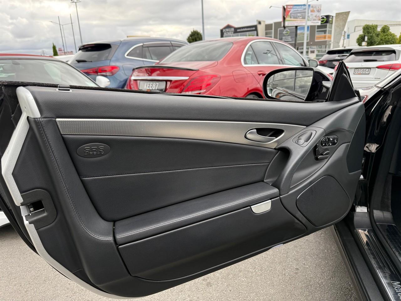 image-6, 2009 MercedesBenz SL 500 5.5 V8 Facelift Roadster at Christchurch