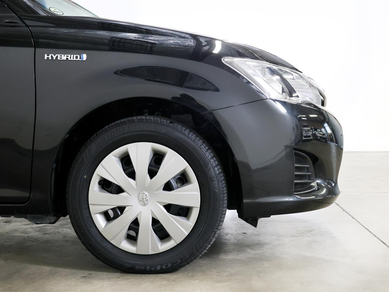 image-8, 2015 Toyota Corolla Fielder Hybrid G at Christchurch