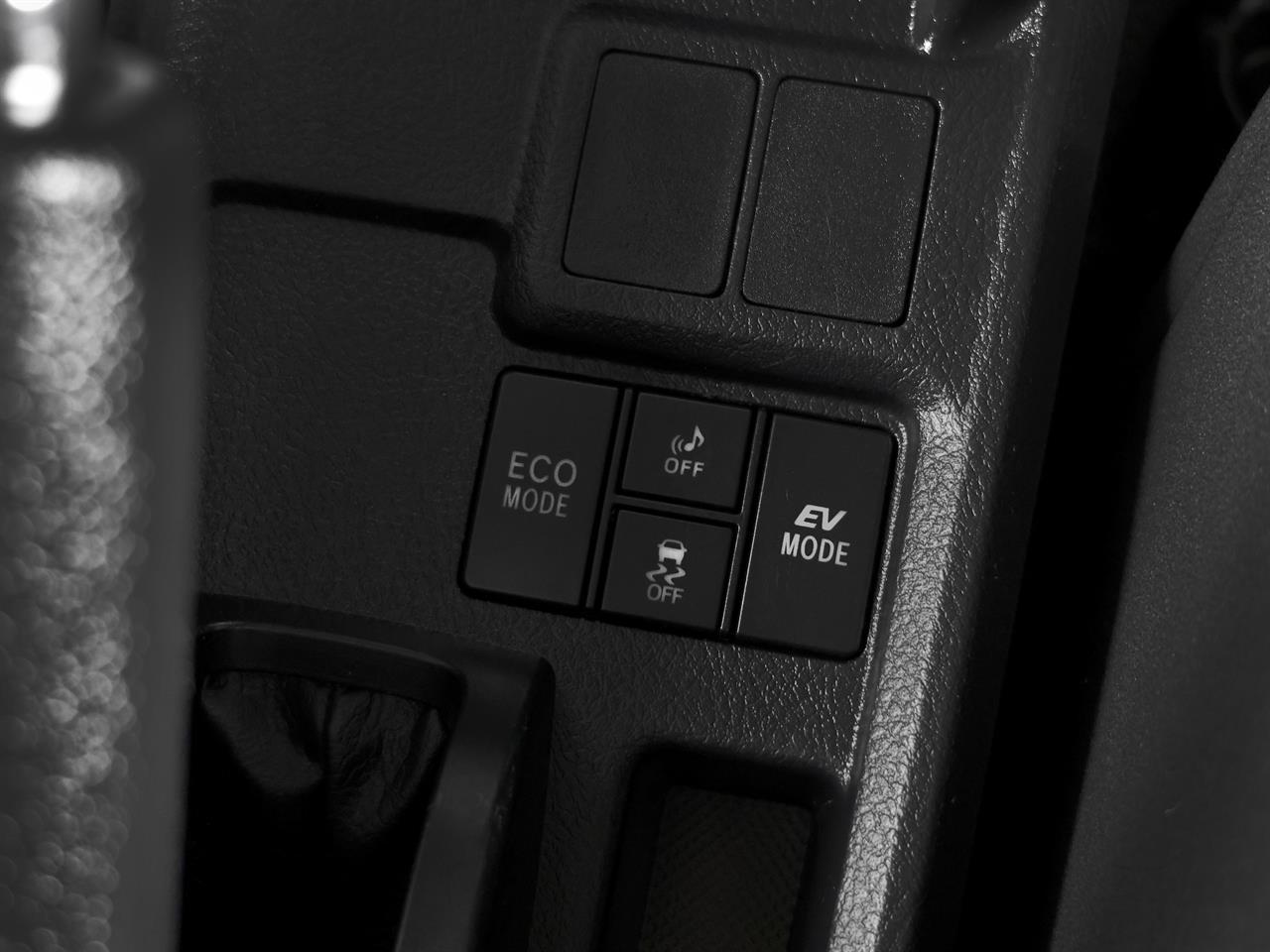 image-13, 2014 Toyota Corolla Fielder Hybrid G with Roof Rai at Christchurch