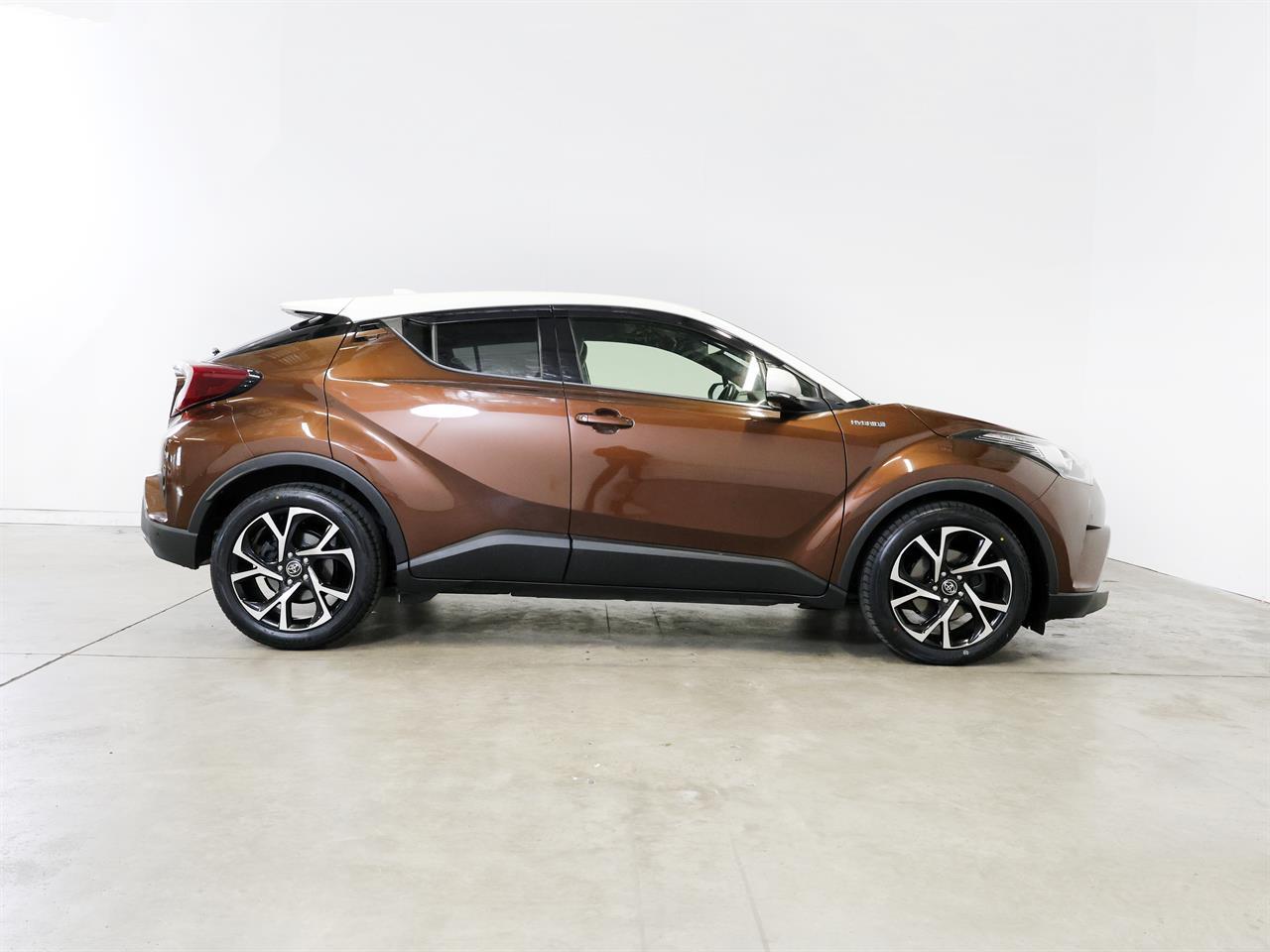 image-9, 2019 Toyota C-HR Hybrid G-Package at Christchurch