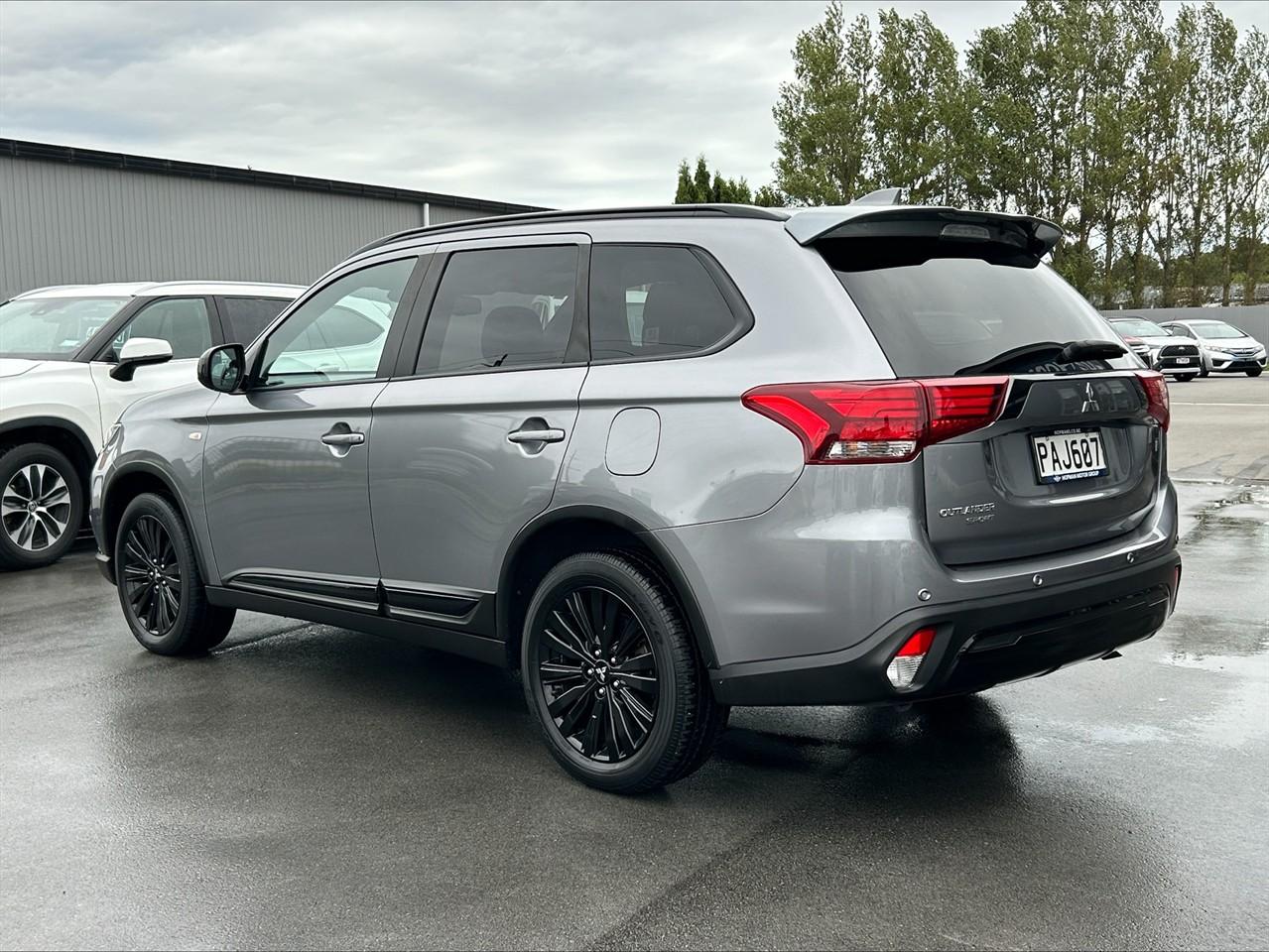 image-3, 2022 Mitsubishi Outlander SP 2.4P/4WD/CVT at Waimakariri