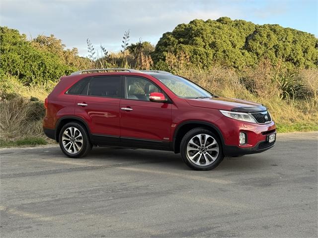 image-0, 2014 Kia Sorento Premium 2.2 TDI at Dunedin
