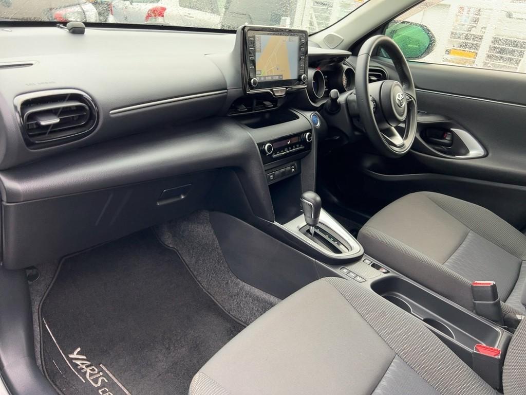 image-3, 2021 Toyota Yaris Cross Hybrid G at Christchurch