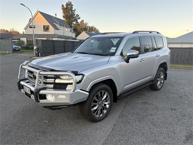 image-5, 2024 Toyota Land Cruiser 300 VX Limited 3.3DT 10AT at Waimakariri