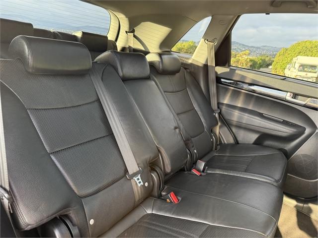 image-12, 2014 Kia Sorento Premium 2.2 TDI at Dunedin