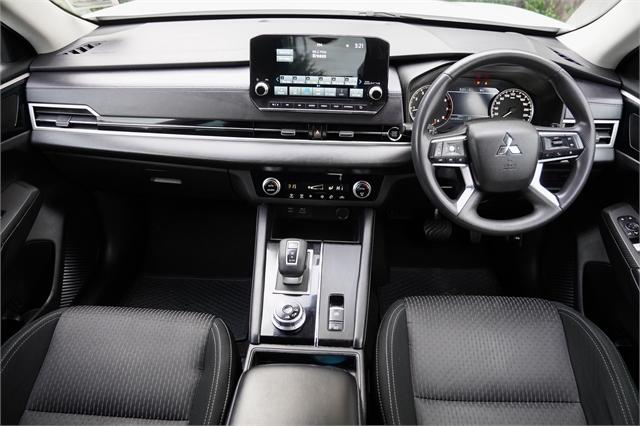 image-13, 2022 Mitsubishi Outlander LS 2.5 4x4 auto at Dunedin