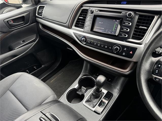 image-11, 2014 Toyota Highlander GX AWD 3.5P V6 7 Seater at Christchurch