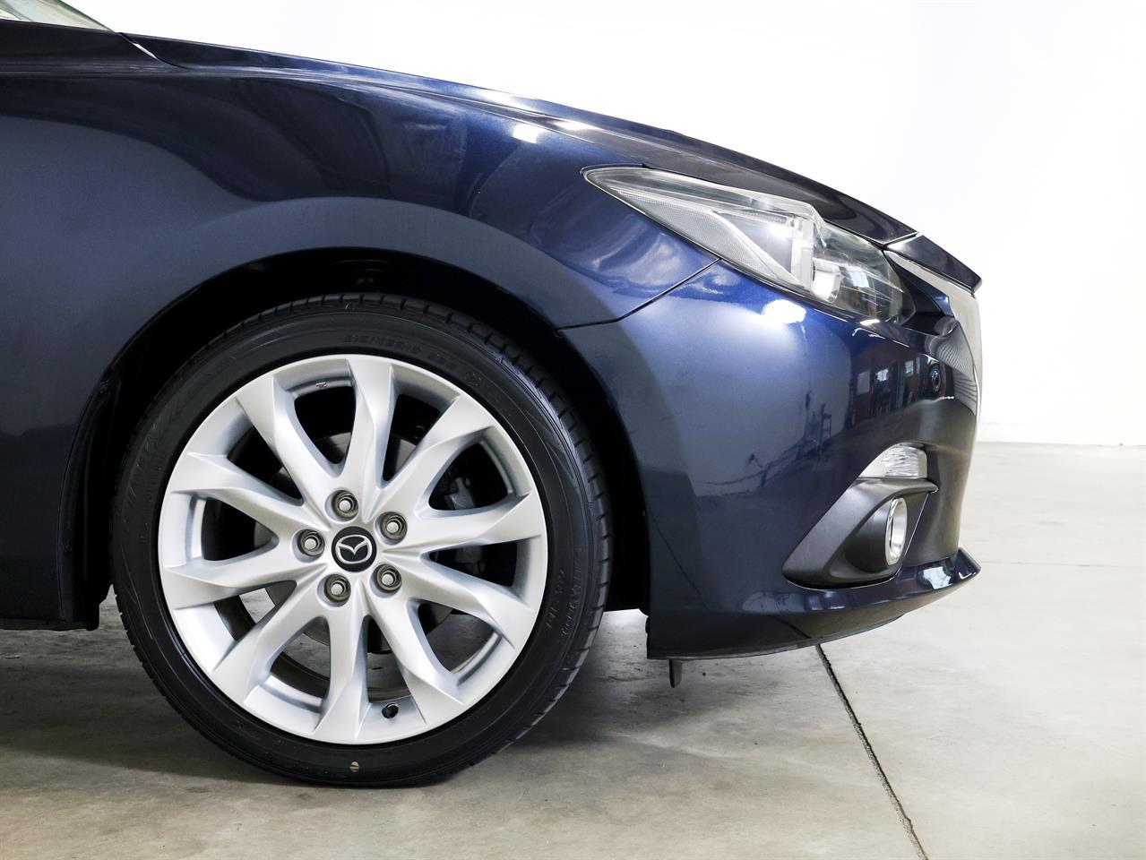 image-8, 2013 Mazda Axela Sport 20S 'Skyactiv' at Christchurch