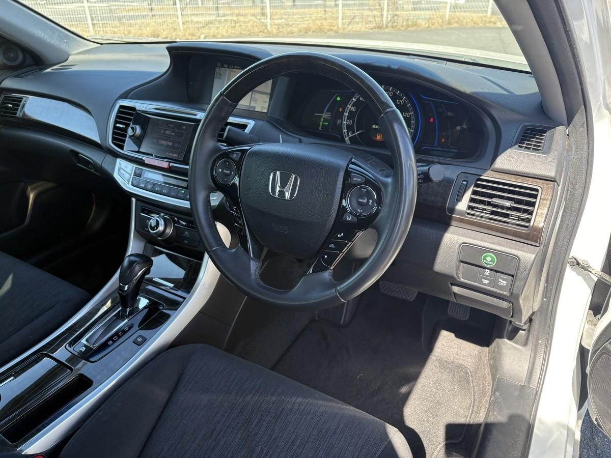 image-1, 2014 Honda Accord EX Hybrid at Christchurch
