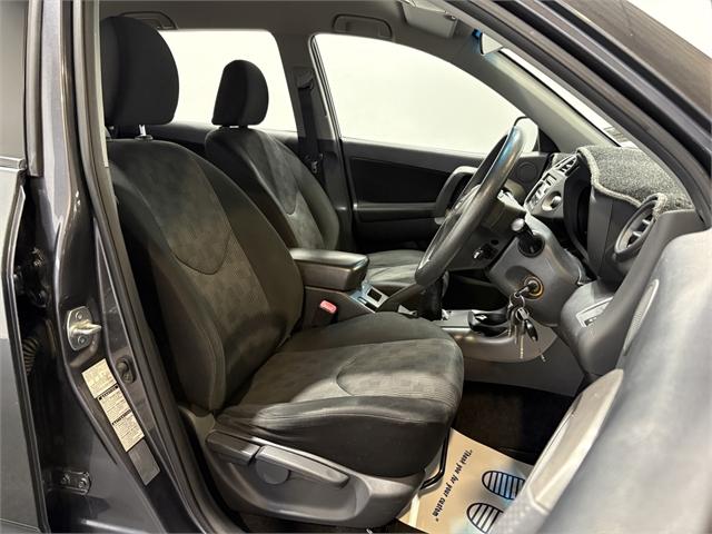 image-11, 2010 Toyota RAV4 at Invercargill