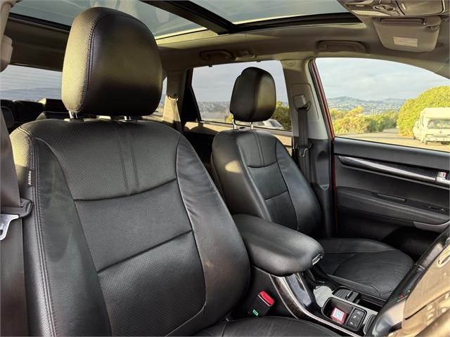 image-9, 2014 Kia Sorento Premium 2.2 TDI at Dunedin