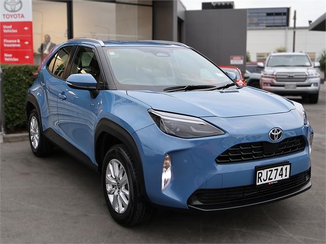 image-0, 2025 Toyota Yaris Cross GX 1.5 Hybrid, Push Start at Christchurch