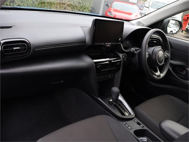 image-16, 2025 Toyota Yaris Cross GX 1.5 Hybrid, Push Start at Christchurch