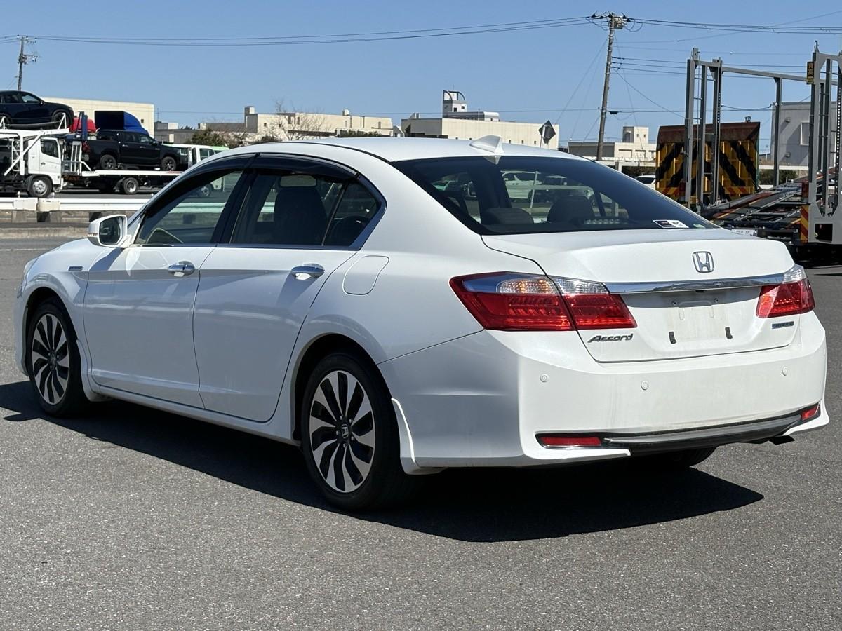 image-3, 2014 Honda Accord EX Hybrid at Christchurch