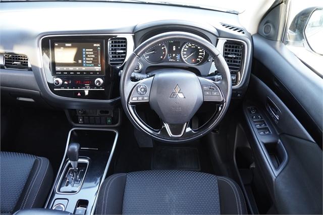 image-14, 2022 Mitsubishi Outlander Ls 2.4 4x4 7-Seater auto at Dunedin
