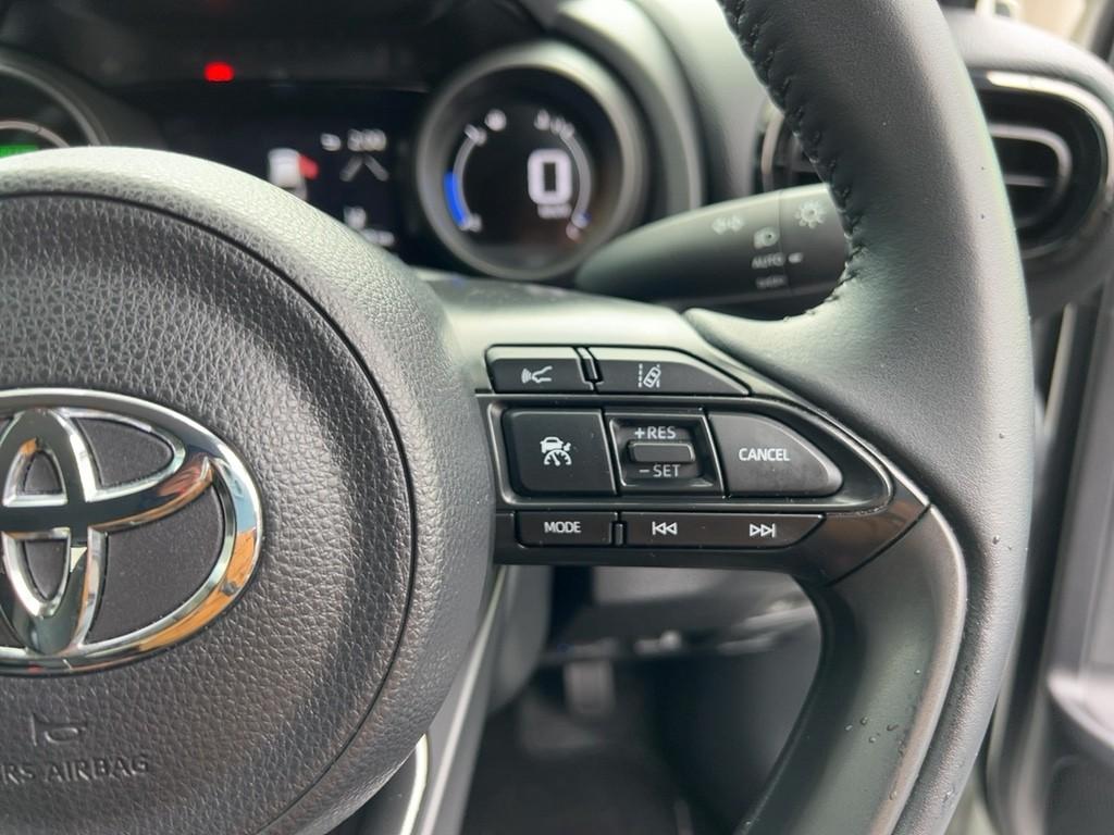 image-6, 2021 Toyota Yaris Cross Hybrid G at Christchurch