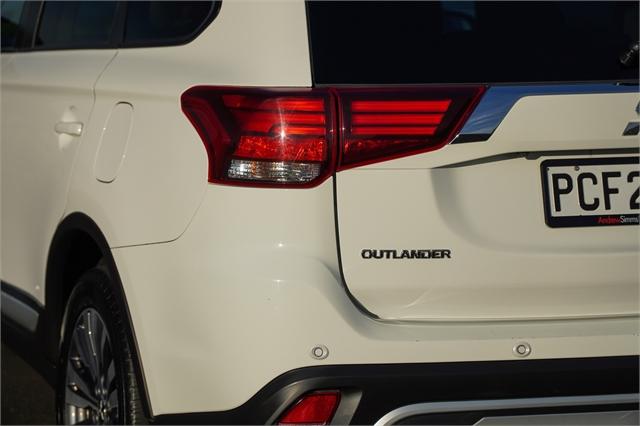 image-5, 2022 Mitsubishi Outlander Ls 2.4 4x4 7-Seater auto at Dunedin