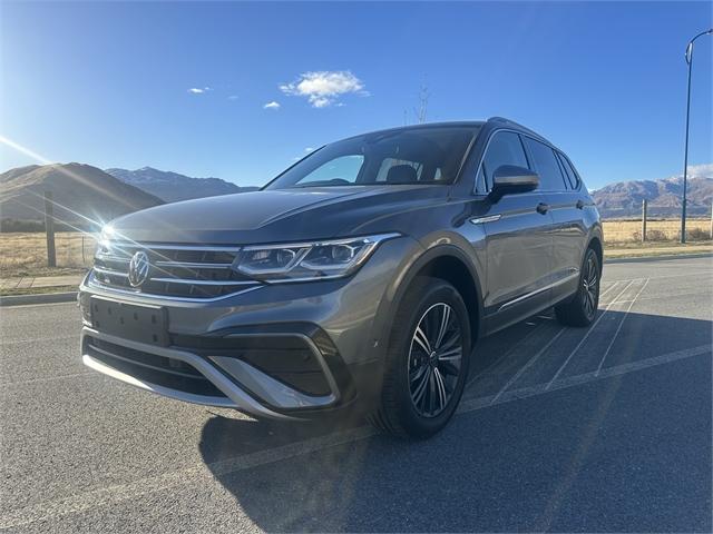 image-0, 2024 Volkswagen Tiguan Allspace TSi Style AWD at Queenstown-Lakes