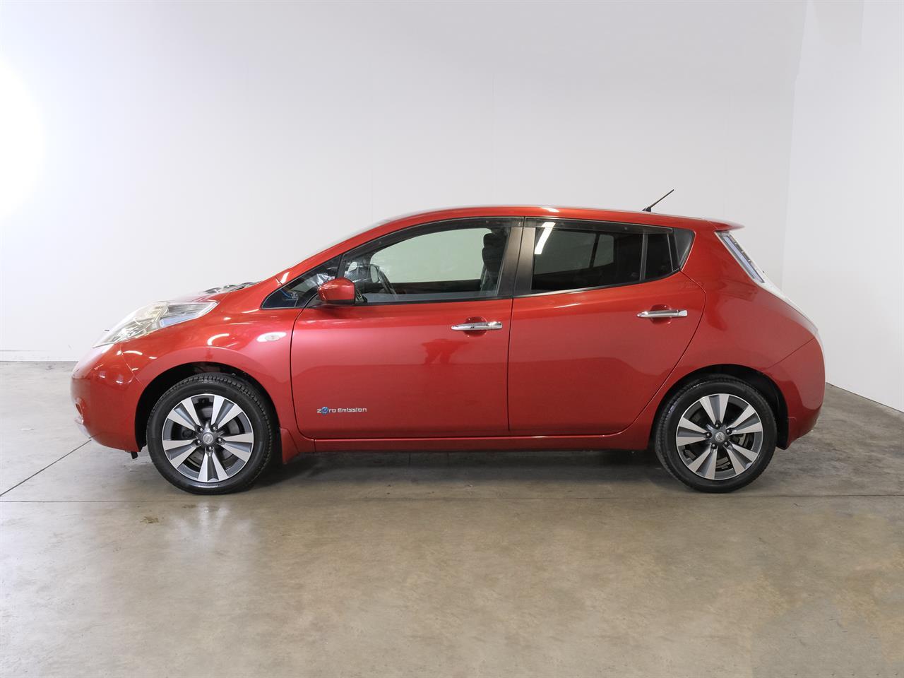 image-4, 2017 Nissan Leaf 30X (30kWh) 'Thanks Edition' at Christchurch