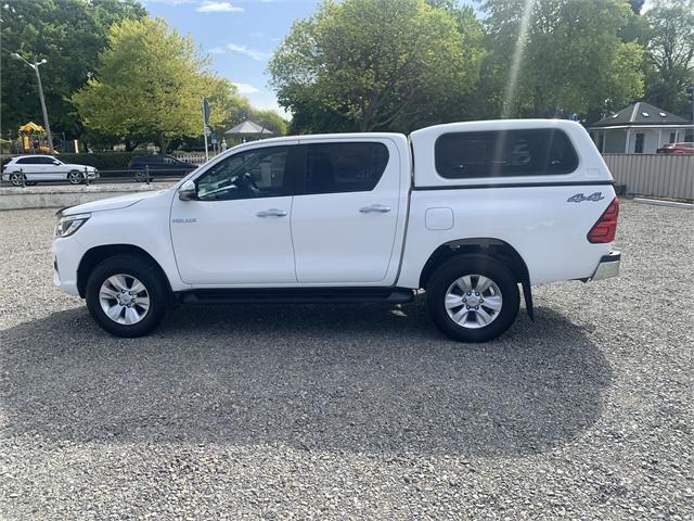 image-1, 2019 Toyota Hilux Sr5 Td Dc 2.8Dt/4Wd at Waimakariri