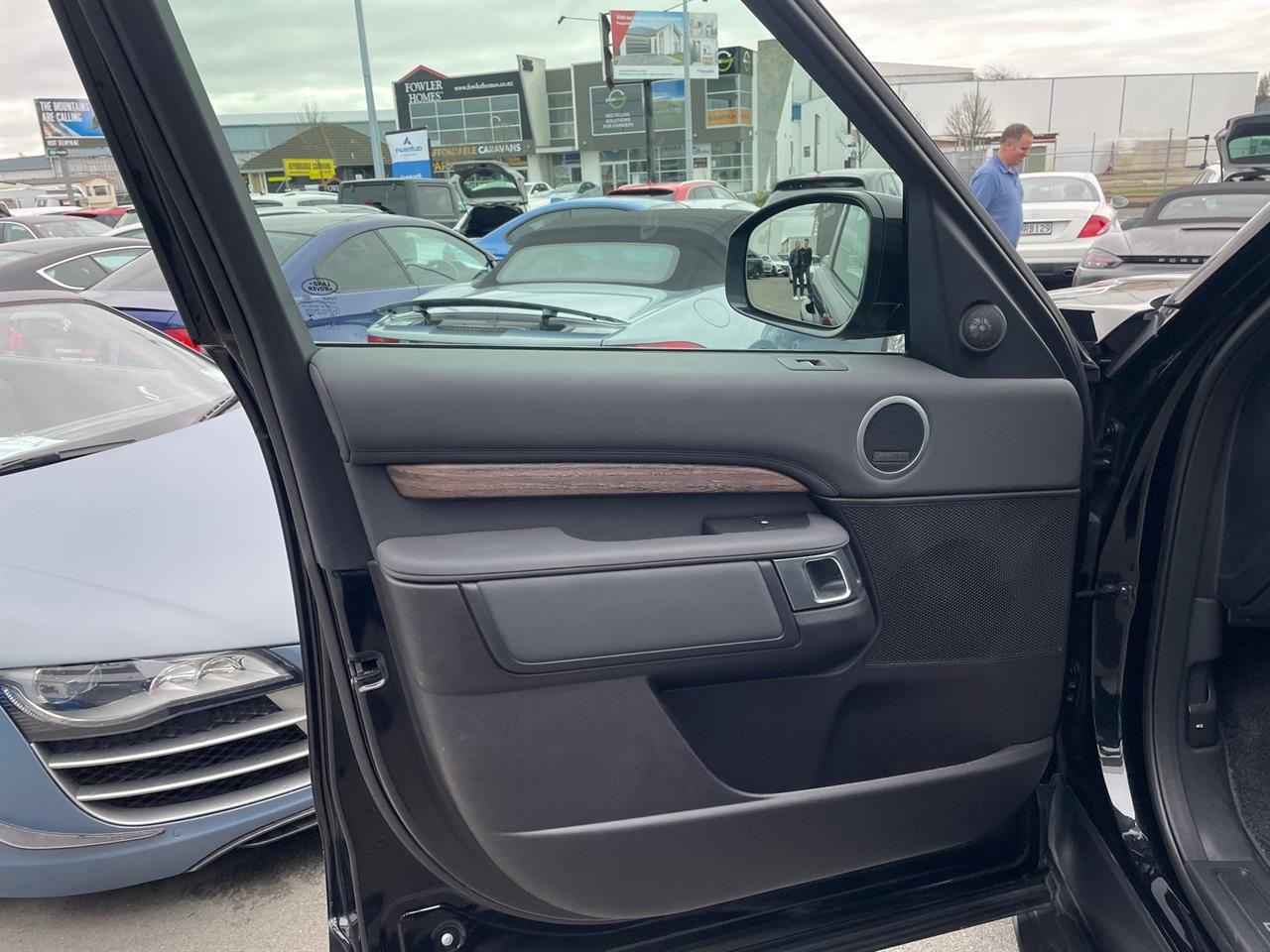 image-7, 2018 LandRover Discovery 5 HSE 3.0 Td6 Black Packa at Christchurch