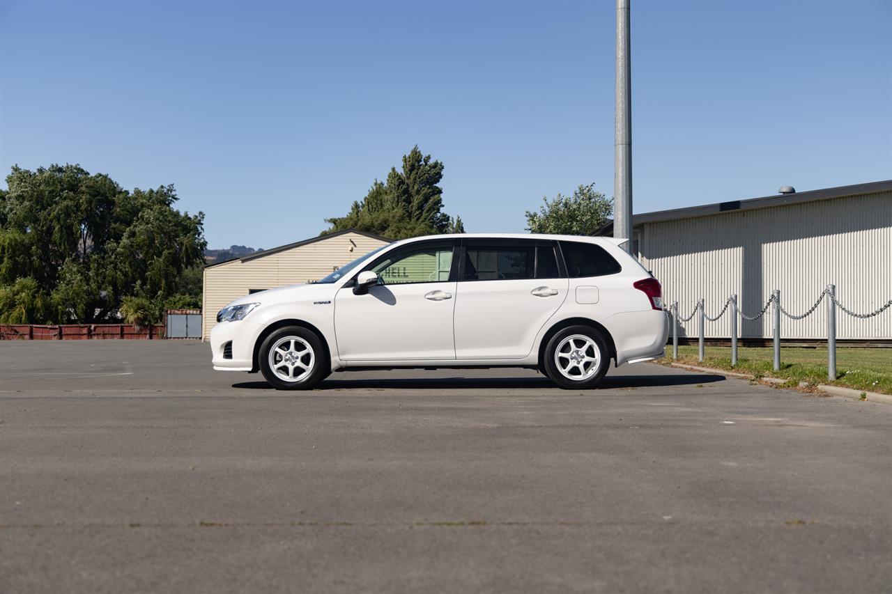 image-3, 2014 Toyota Corolla Fielder Hybrid G at Christchurch