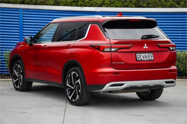 image-2, 2023 Mitsubishi Outlander XLS 2WD 2.5 auto at Dunedin