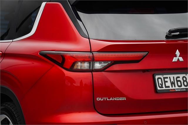 image-5, 2023 Mitsubishi Outlander XLS 2WD 2.5 auto at Dunedin