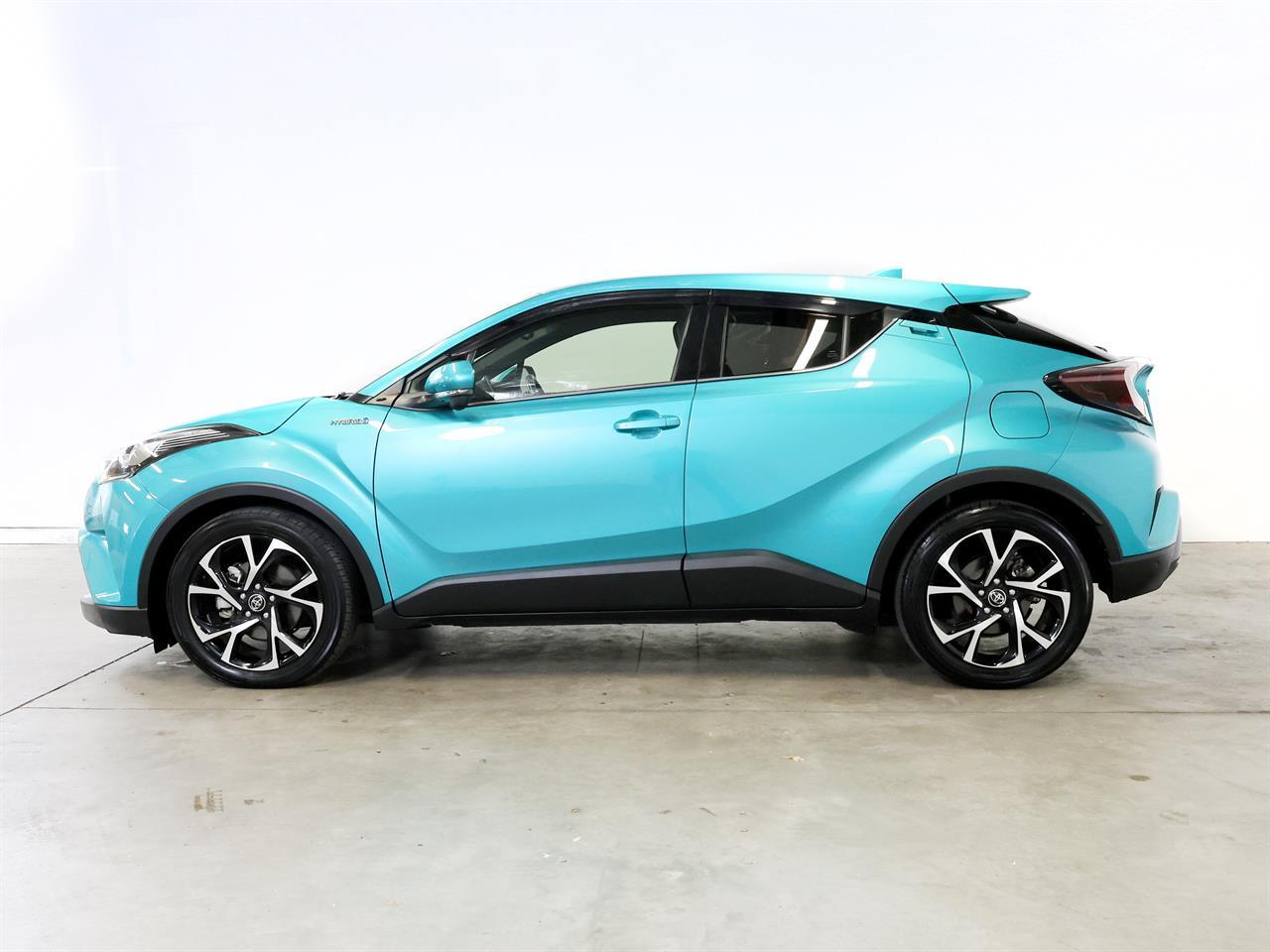 image-4, 2017 Toyota C-HR Hybrid G-Package at Christchurch