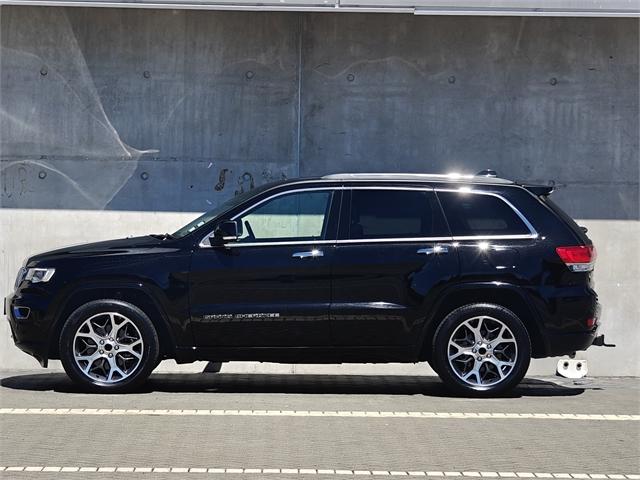 image-4, 2021 Jeep Grand Cherokee Overland 4WD at Christchurch