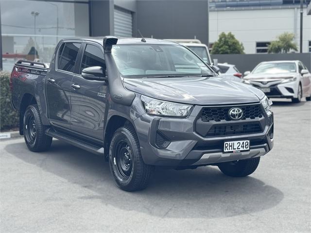 image-0, 2025 Toyota Hilux SR 2.8L Turbo Diesel Hybrid 4WD  at Christchurch