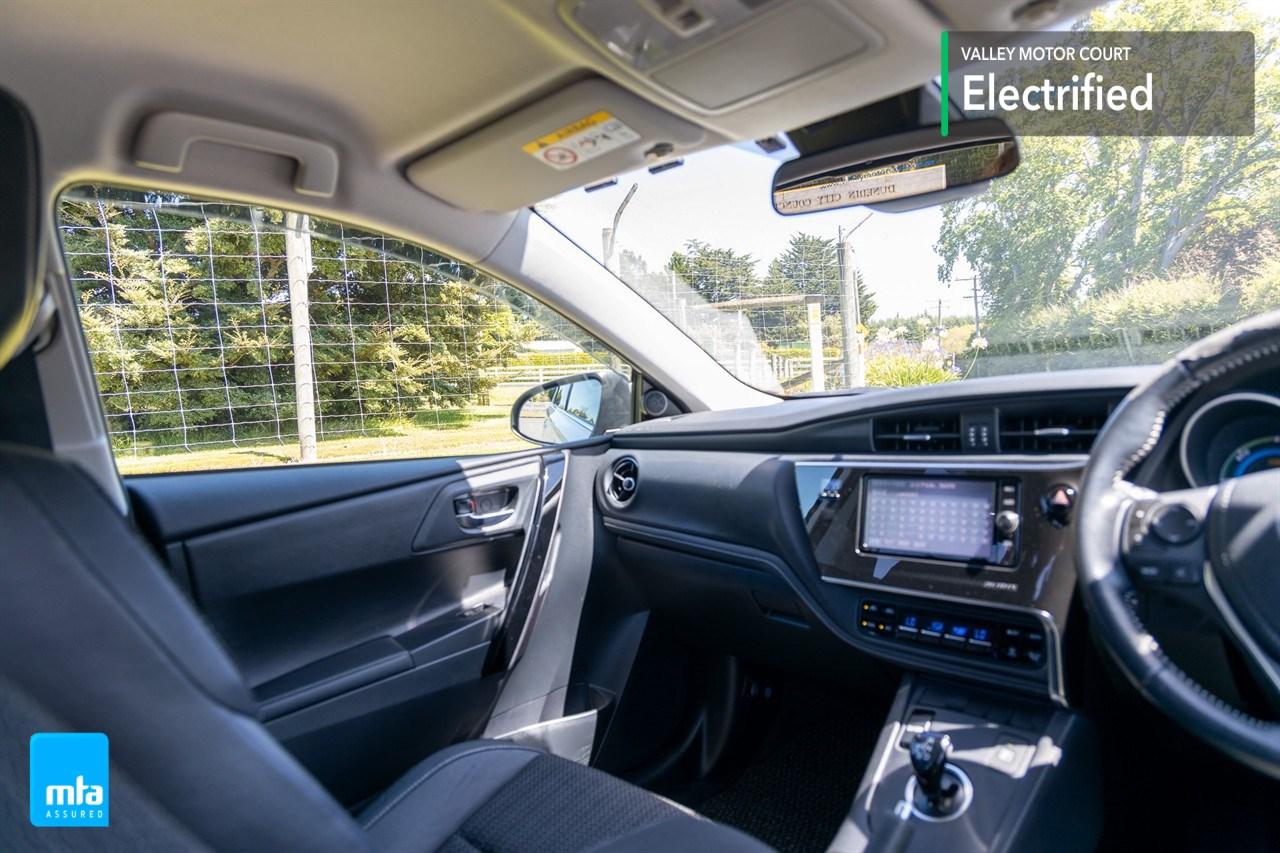 image-15, 2016 Toyota Auris Hybrid at Dunedin