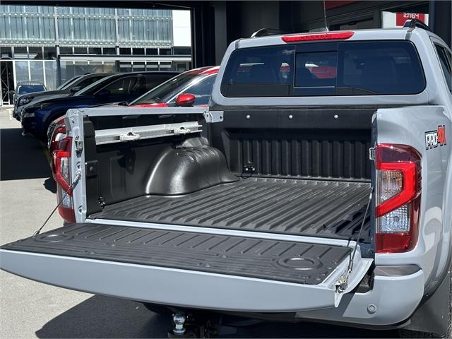 image-18, 2025 Nissan Navara Pro-4X 4WD at Christchurch
