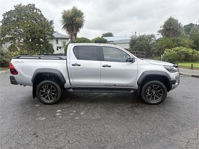 image-2, 2025 Toyota Hilux SR5 Cruiser 2.8DT Hybrid 6AT 4WD at Waimakariri