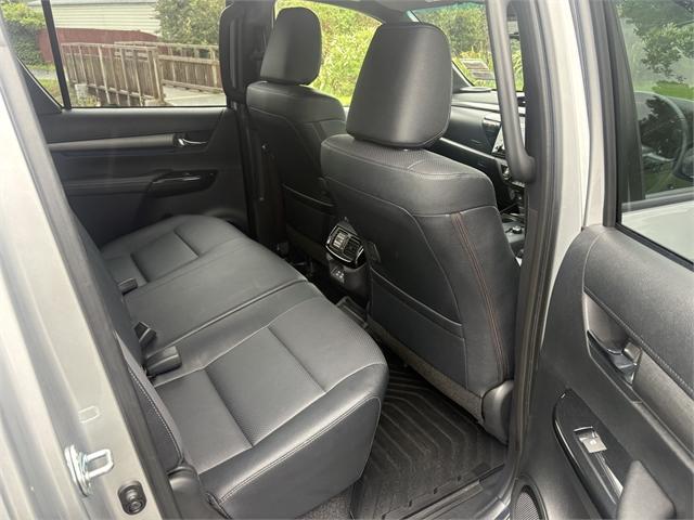 image-10, 2025 Toyota Hilux SR5 Cruiser 2.8DT Hybrid 6AT 4WD at Waimakariri