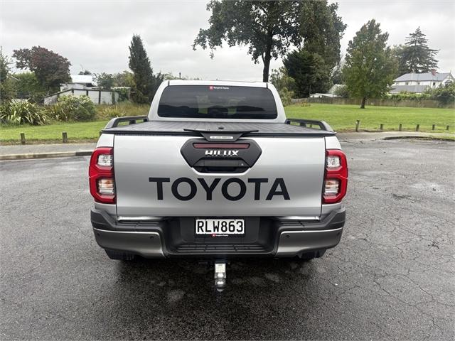 image-3, 2025 Toyota Hilux SR5 Cruiser 2.8DT Hybrid 6AT 4WD at Waimakariri