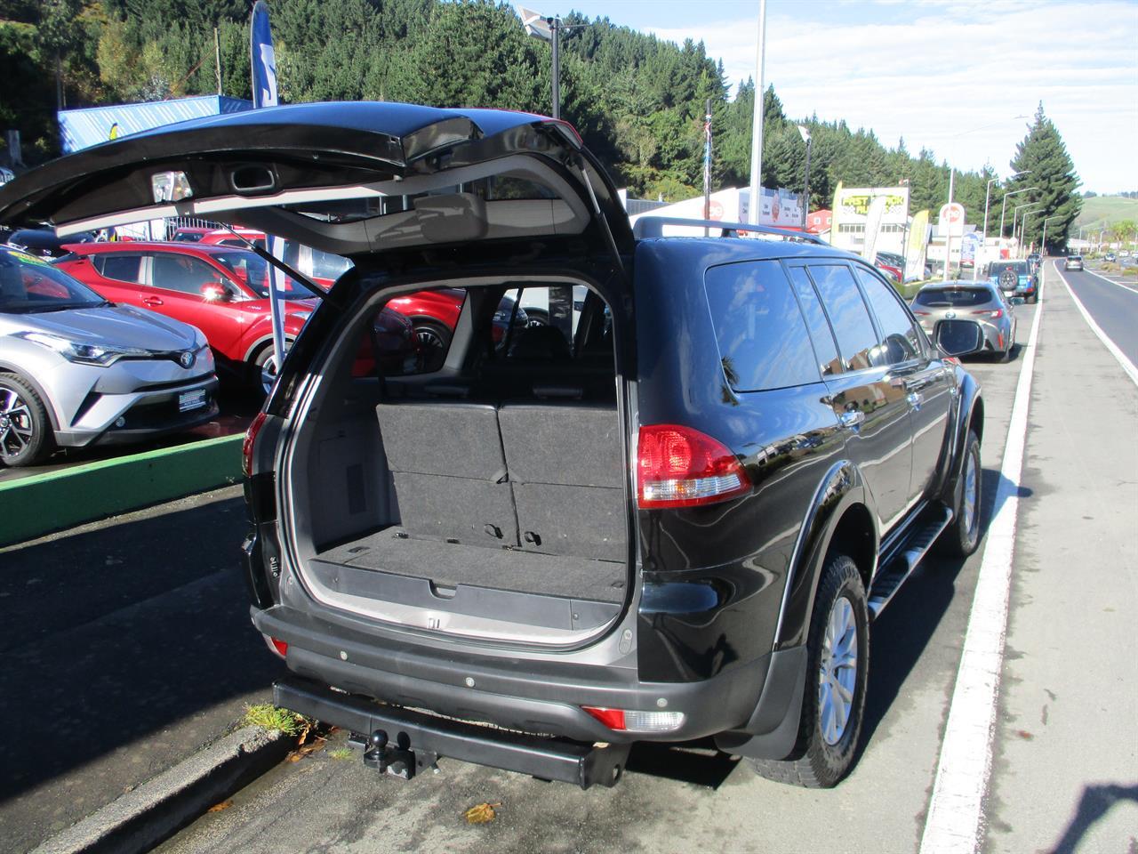 image-4, 2014 Mitsubishi challanger 4x4 7 seater at Dunedin