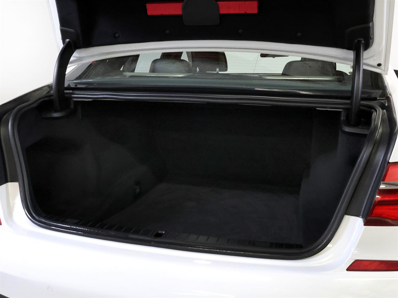 image-19, 2018 BMW 750I 4.4lt V8 Petrol 'M-Sport' at Christchurch
